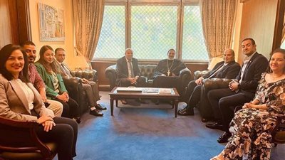 الكنيسة في إسبانيا تزور السفارة المصرية بمدريد للتهنئة بـعيد الفطر