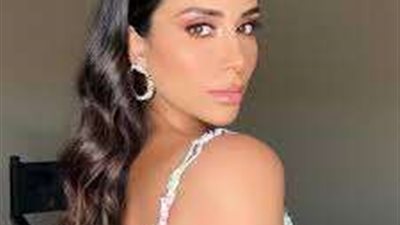 من الجونة .. بسنت شوقي تخطف أنظار متابعيها بصورة جديدة