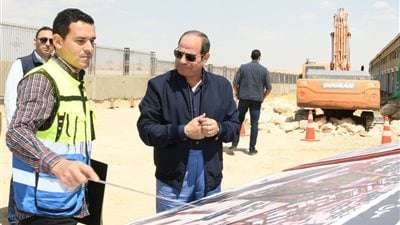 الرئيس عبدالفتاح السيسي يناشد أهالى المقطم: المشروع هيعمل نقلة كبيرة