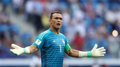 عصام الحضري: شريف إكرامي لم يثبت أنه صفقة ناجحة مع بيراميدز