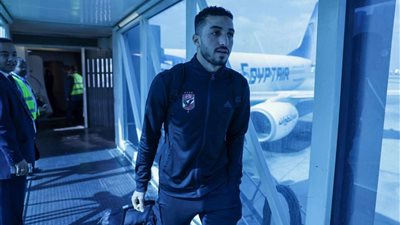 الأهلي يعود للقاهرة بعد التأهل لنصف النهائي على حساب الرجاء