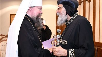 البابا تواضروس يستقبل وفد رهباني روسي بالمقر البابوي|صور