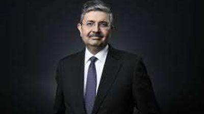 كوتاك: الدولار الأمريكي أكبر إرهابي مالي في العالم