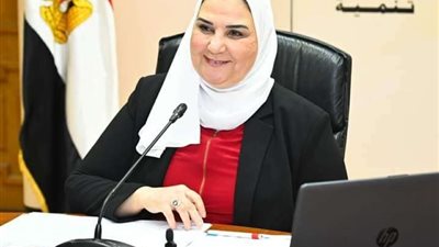 وزيرة التضامن تلتقى طلاب 