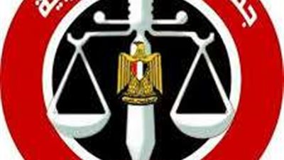 نقيب المحامين يهنئ عمال مصر بعيدهم السنوي