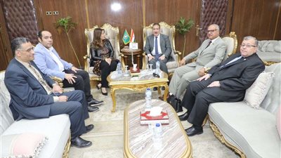 محافظ المنوفية يستقبل رئيس جامعة مدينة السادات لبحث أوجه التعاون المشترك لتحقيق التنمية المستدامة
