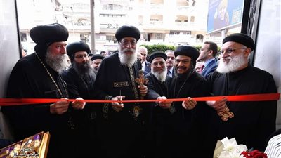 البابا تواضروس يزور مستشفي «بيت النعمة» بالإسكندرية| صور