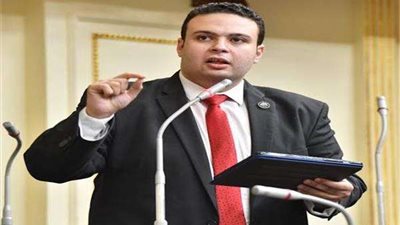 برلماني لوزير الأوقاف: نريد أصوات جميلة لرفع الآذان