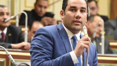 النائب أحمد علي لوزير الأوقاف: المساجد الأثرية تحتاج للترميم