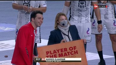 أول تعليق من أحمد الأحمر بعد فوز مصر على روسيا.. وتتويجه بجائزة أحسن لاعب