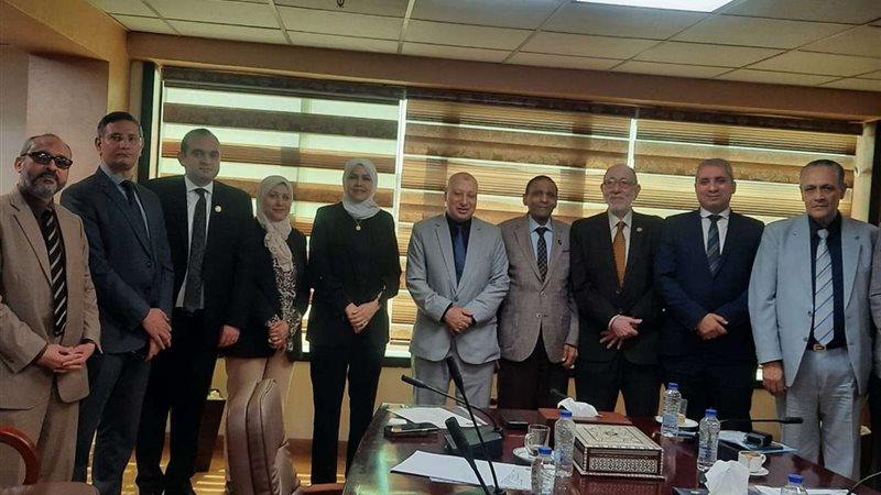 اجتماع نقابة الصيادلة