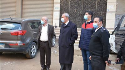 محافظ القليوبية يشهد إزالة مبنى مخالف بدون ترخيص بحي شرق شبرا الخيمة