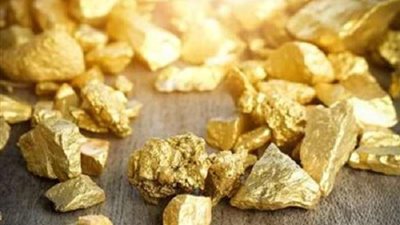 ضبط سيارة نقل محملة بـ 7 أطنان من أحجار الذهب بالبحر الأحمر