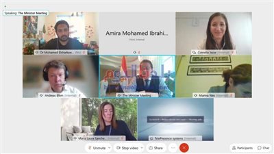 وزير التعليم العالى يلتقى مع ممثلى البنك الدولى