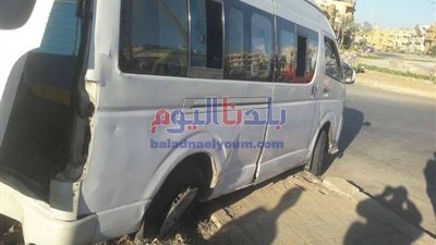 بالأسماء.. مصرع وإصابة 12 شخص في حادث تصادم سيارة نقل وميكروباص بالبحيرة