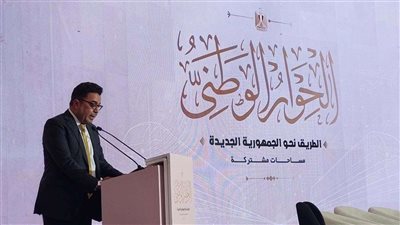 باسل عادل ينبغي أن يكون هناك عمل متعمق وحقيقي ودرامي يغير الأمور