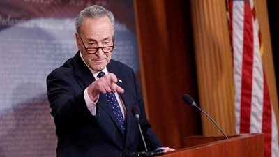 زعيم الأغلبية في مجلس الشيوخ يعلن مناقشة محاكمة ترامب بشكل كامل