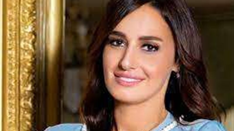 حلا شيحة