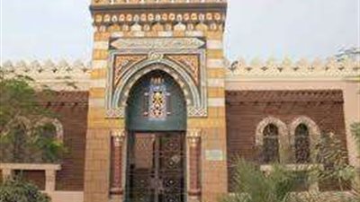 ضبط عصابة سرقة أبواب المقابر بالسويس