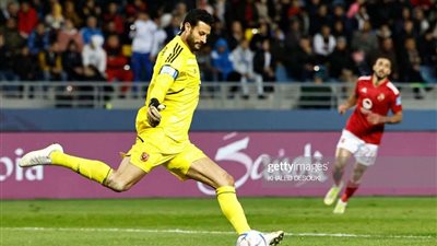 الشناوي ينقذ الأهلي من هدف مؤكد بقدم وليد الكرتي