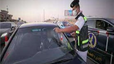 تحرير 1787 مخالفة مرورية لعدم تركيب الملصق الإلكتروني
