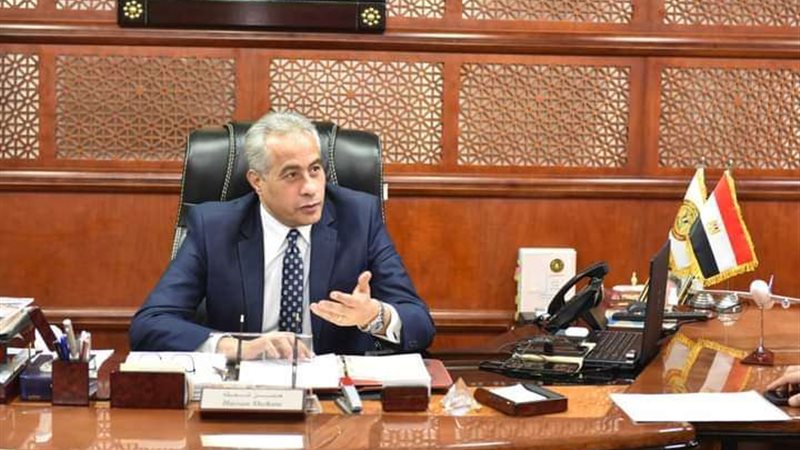 وزير القوى العاملة