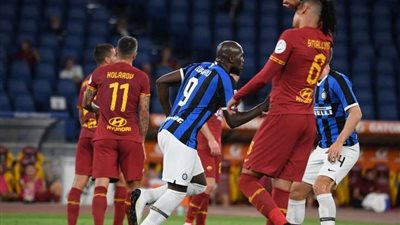 الإنتر يتقدم على نادي روما بهدف دون رد في الشوط الأول من الدوري الإيطالي