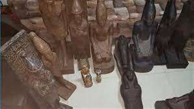 بعد قليل.. محاكمة 12 لاتهامهم بتهريب آثار