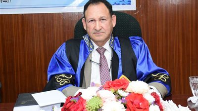 غدا المستشار خفاجى عضوا بلجنة الحكم لرسالة دكتوراه عن الوظيفة العامة بمصر القديمة