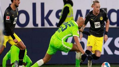 بوروسيا دورتموند يواجه فولفسبورج لتضييق الخناق على بايرن ميونخ