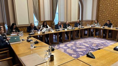 إيهاب نصر يترأس جلسة مباحثات مع نائب سكرتير عام جهاز الخدمة الخارجية بالاتحاد الأوروبي