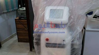 ضبط أدوية غير مرخصة بمراكز للعلاج الطبيعي يديرهما شخصان انتحلا 