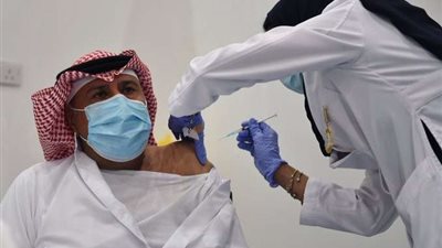 السعودية تتفاوض مع منتجين من أجل توفير لقاحات ضد كورونا