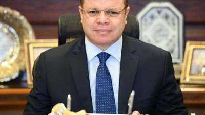 إحالة رئيس مصلحة الضرائب السابق للمحاكمة بتهمة الرشوة