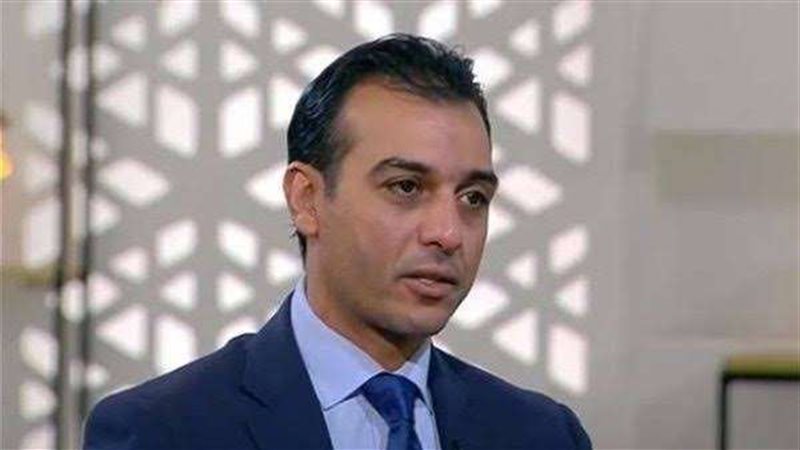 الدكتور إسلام عنان