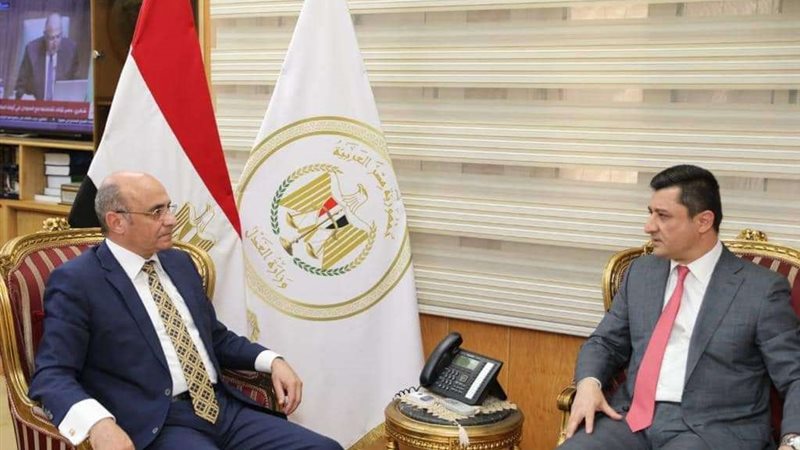 وزير العدل يستقبل