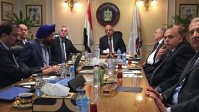 قطاع الأعمال يبحث مع مجموعة هندية التعاون بمجال صناعة المركبات الكهربائية