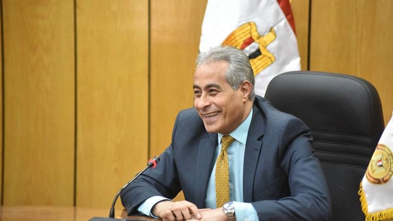 وزير القوى العاملة