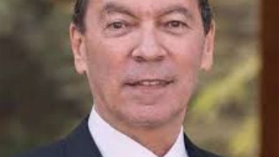 هاني الناظر يقدم وصفة طبية لعلاج حب الشباب