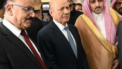 بالصور.. الرئيس اليمني يزور مكتب «مسام» في عدن ويشيد بالنجاحات الإنسانية للمشروع