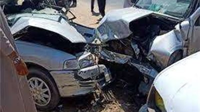 إصابة أربعة أشخاص إثر حادث تصادم سيارتين بالبدرشين