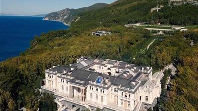 رجل أعمال روسي يفجر مفاجأة عن قصر بوتن