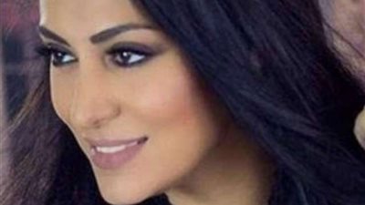 الموت يفجع الفنانة مايا نصرى