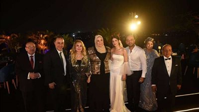 حفل زفاف وسط حضور باقة من الفنانين وكبار رجال الدولة