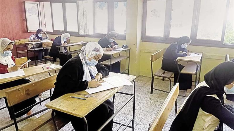 امتحانات الدبلومات