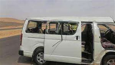 مصرع شخص في حادث إنقلاب ميكروباص بأكتوبر