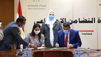 وزيرة التضامن: تنفيذ برامج الوقاية من المخدرات في 17 ألف مدرسة