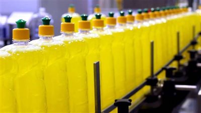ضبط أكثر من طن منظفات صناعية مجهول المصدر في حملات تموينية بالغربية