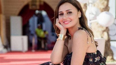 حلا شيحة تشارك جمهورها بإطلالة بسيطة والجمهور يعلق