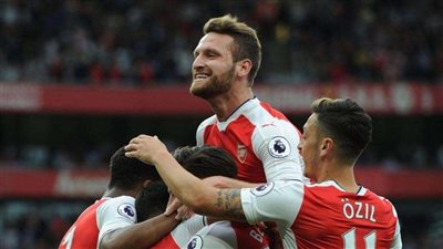 موستافي يغادر آرسنال إلى الدوري الألماني